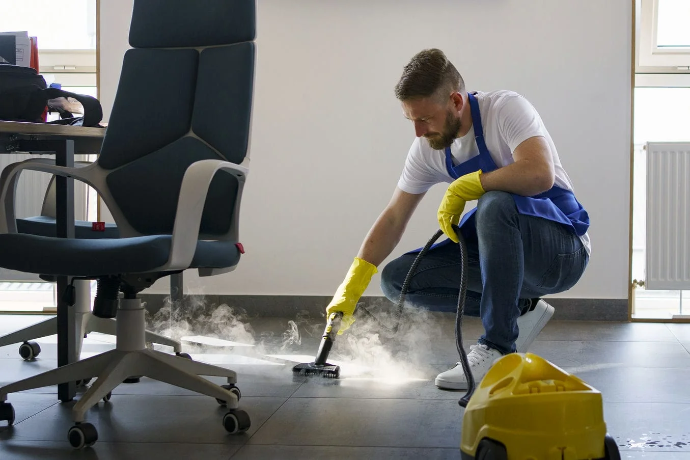 Milwaukee office Cleaning Services
